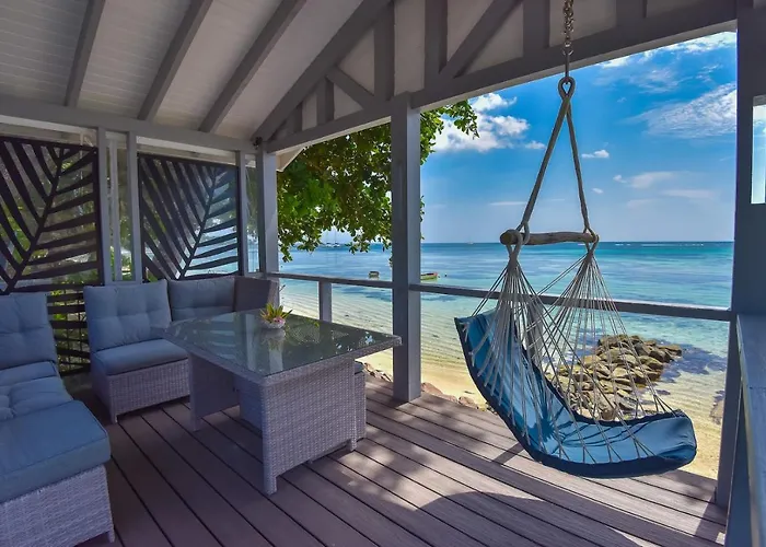 Le Nautique Beachfront Anse Royale