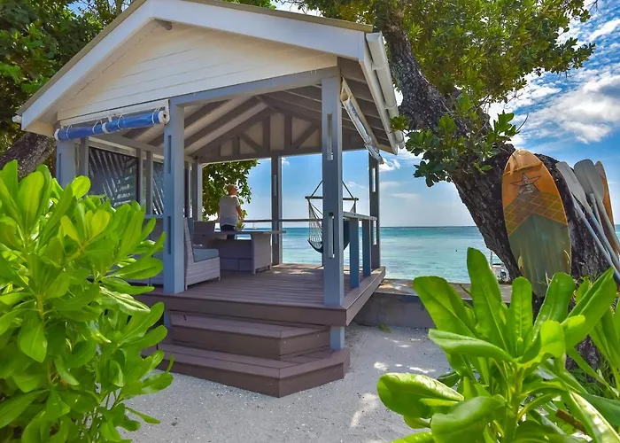 Le Nautique Beachfront *